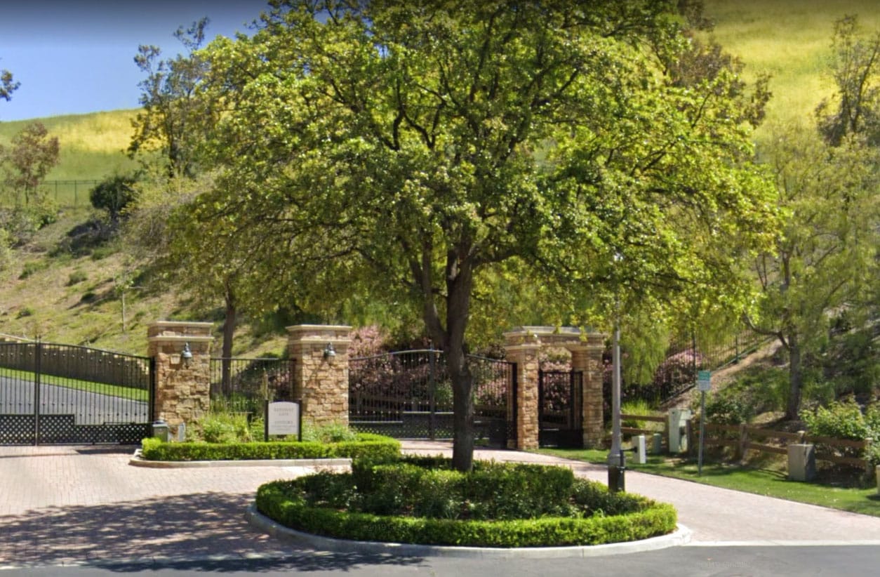 Vineyards Gated Community in Simi Valley