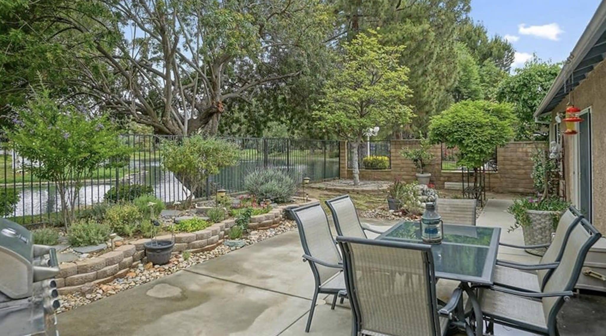 Hidden Lake West Hills Home for sale in Escrow