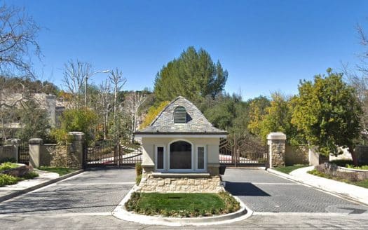 Oak Creek Estates Gated Community in Calabasas