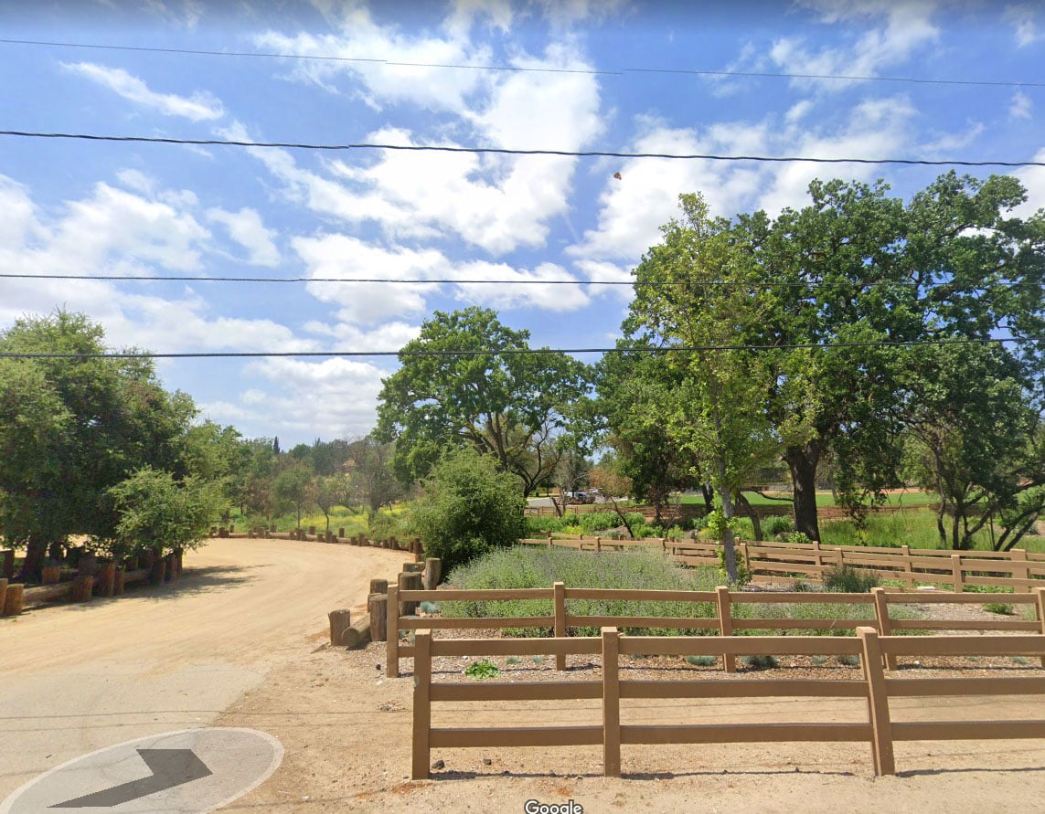 Old Agoura Homes