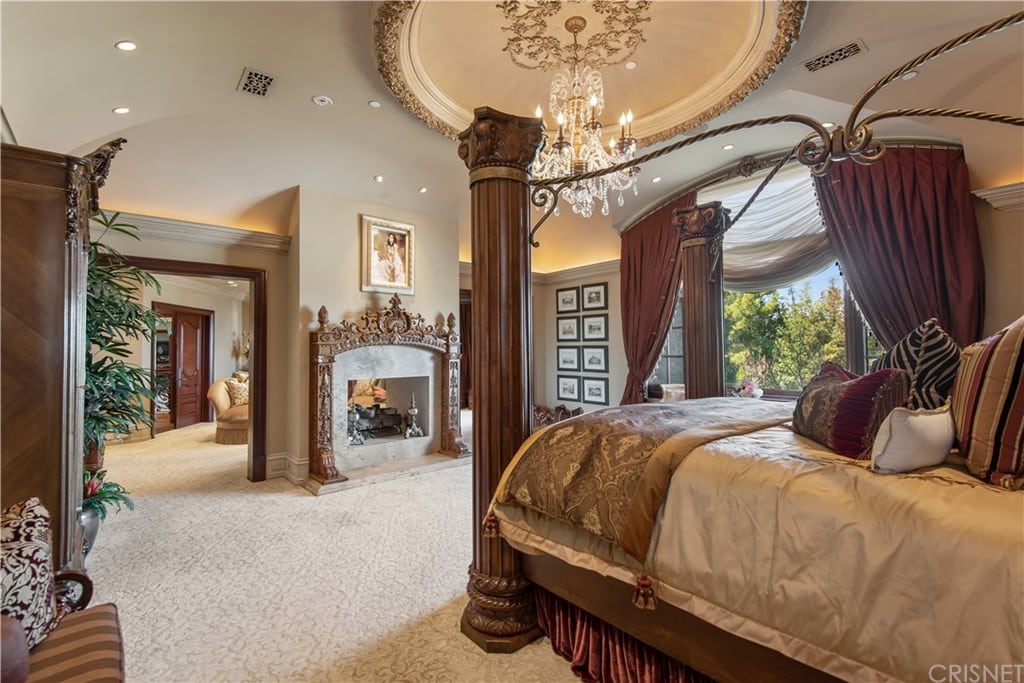 25365 PRADO DE LA FELICIDAD, CALABASAS, CA 91302