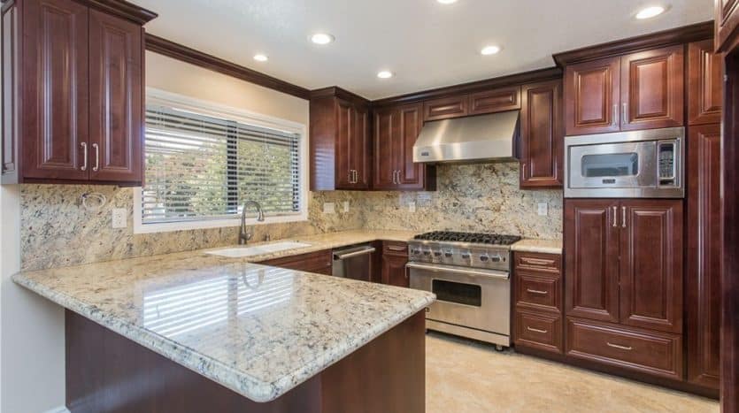 9636 Farralone Ave, Chatsworth 91311