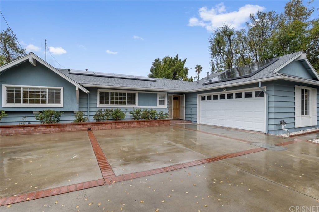 7113 Scarborough Peak Dr, West Hills, CA 91307