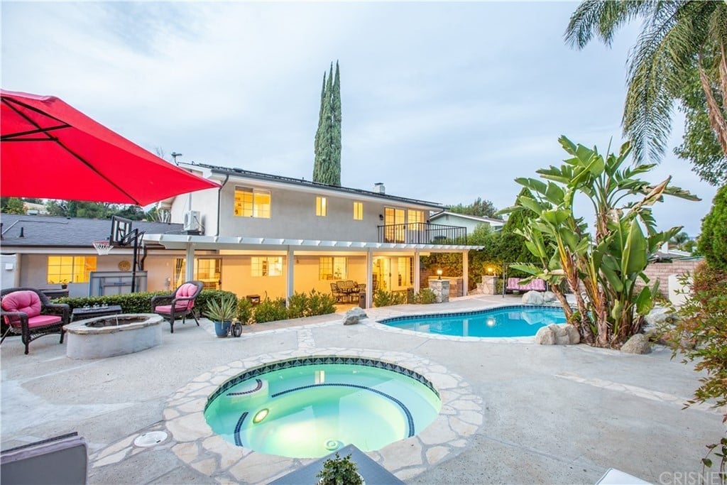 5816 Valerie Ave Woodland Hills CA 91367