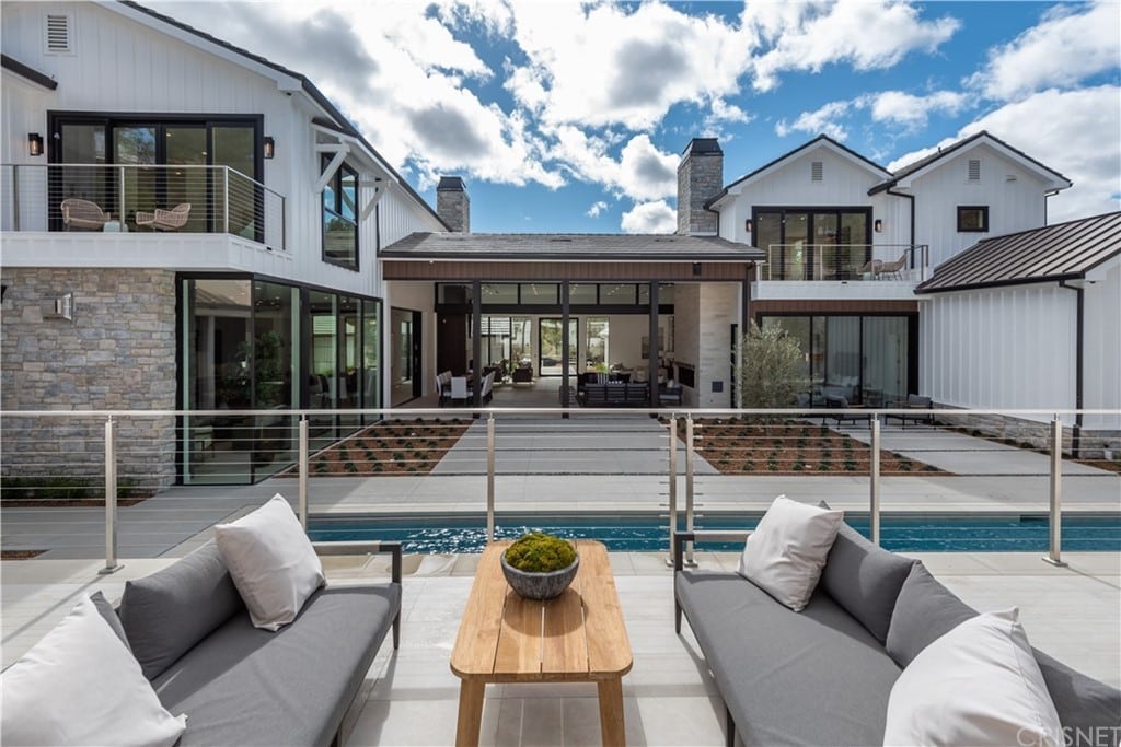 Hidden Hills Luxury Estate