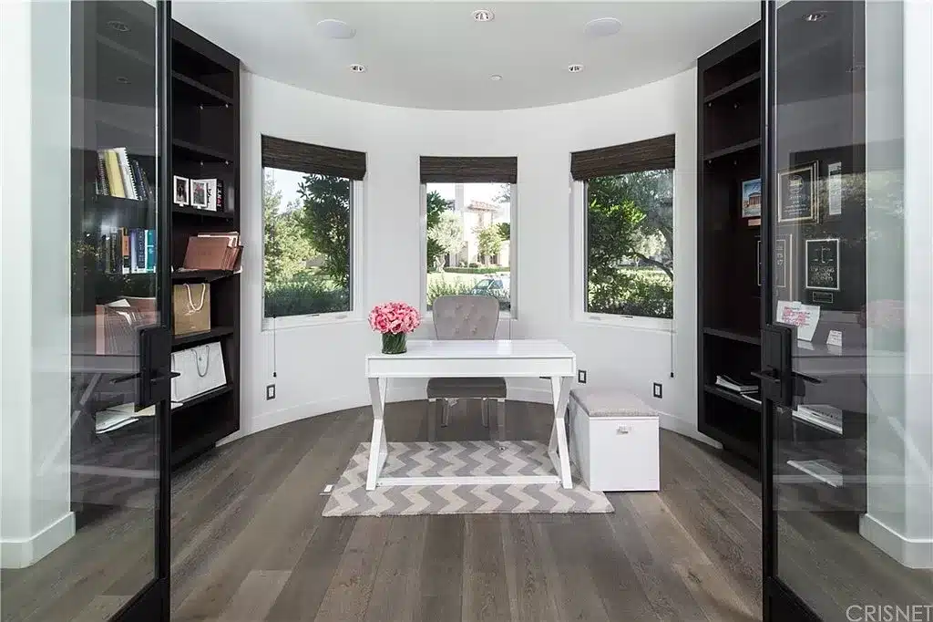 25201 Prado Del Grandioso, Calabasas, CA 91302