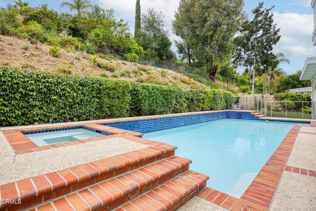 West Hills Sparkling Pool Home