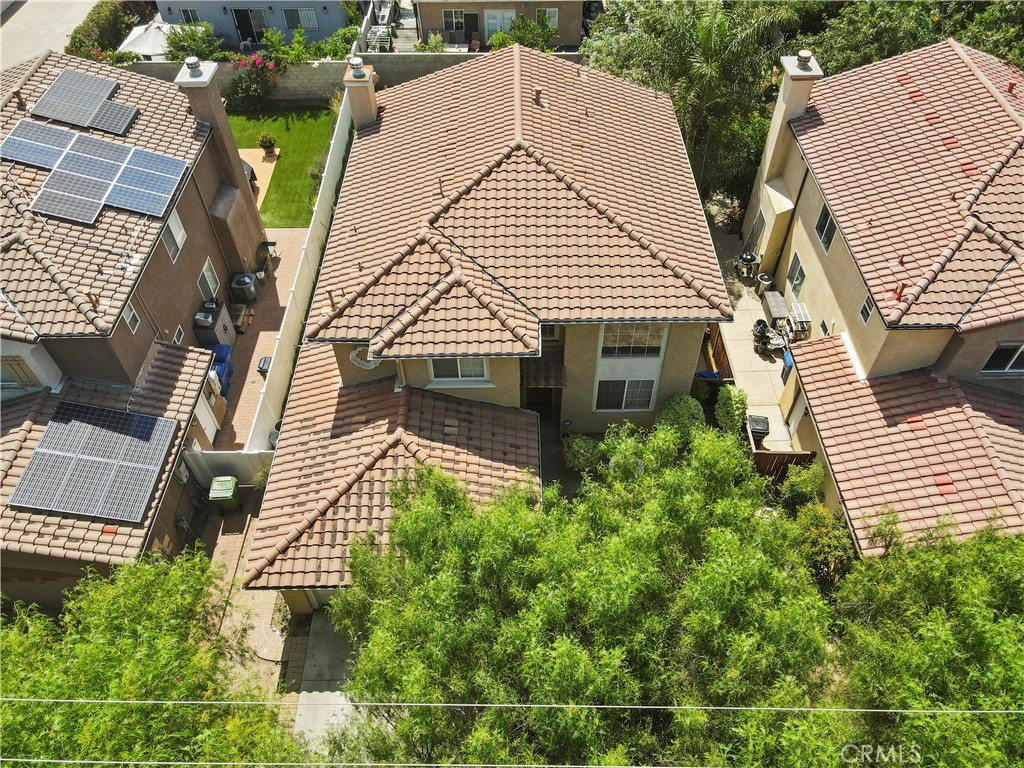 Single Family Home in Canoga Park