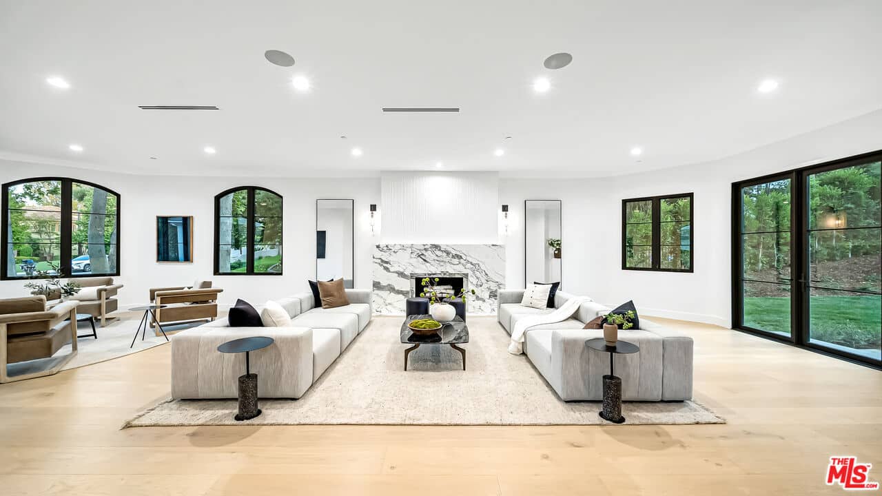 Stunning Calabasas Luxury Estate