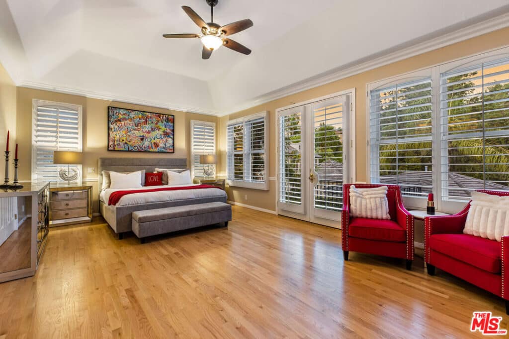 Remodeled Calabasas Pool Home