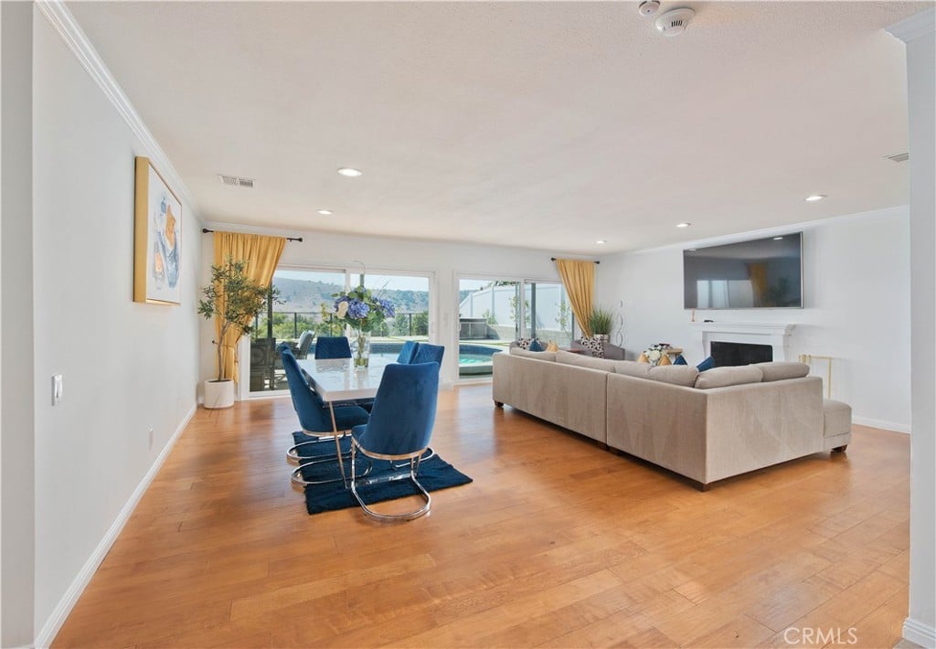 Calabasas Pool Residence