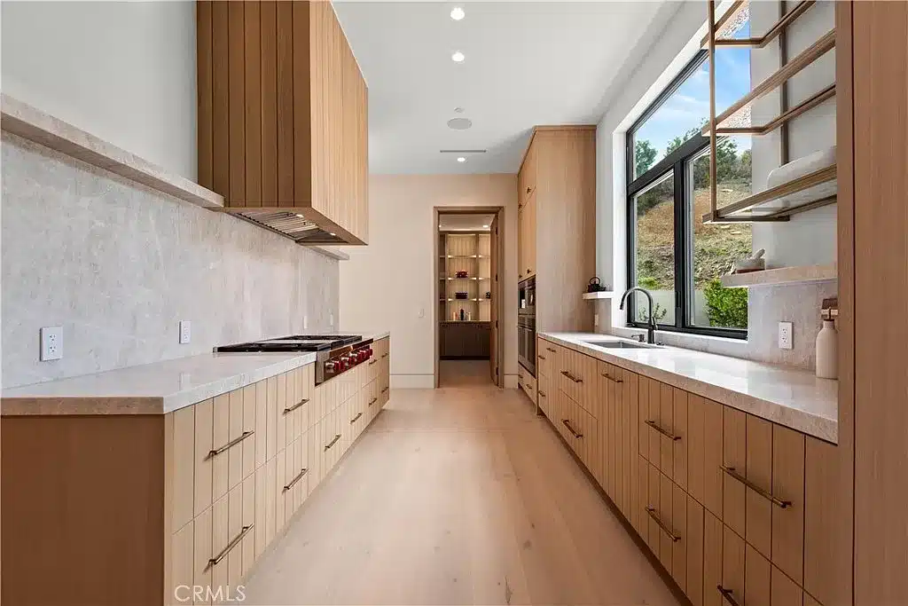 Hidden Hills luxury estate